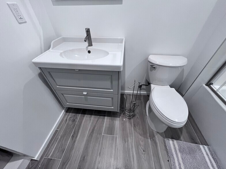 Bathroom - 7718 Sedan Ave