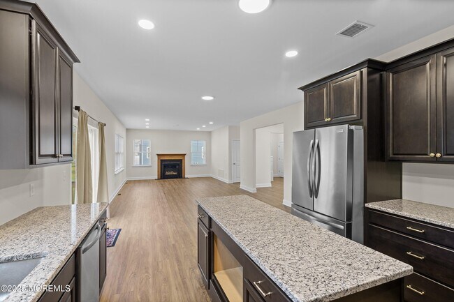 Building Photo - 19 Patrick Ct