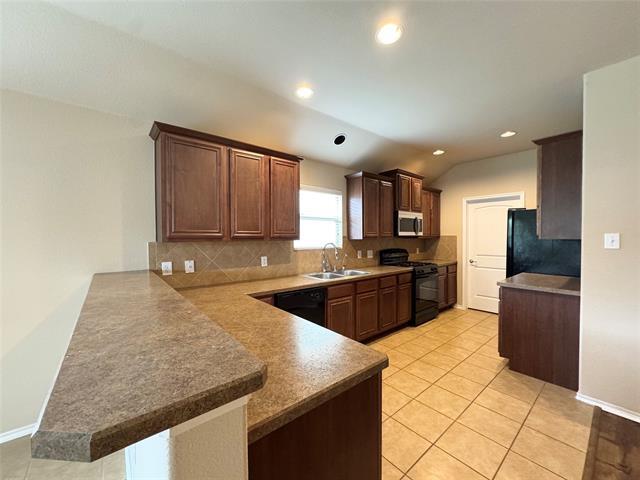 Building Photo - 9709 Straightaway Dr