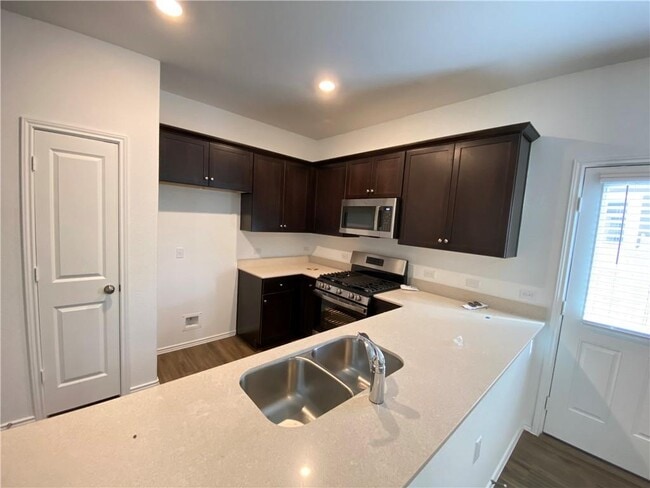 Building Photo - 3608 Lodgepole Dr