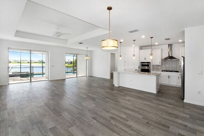 Building Photo - Beachwalk Annual Pool Home for Rent