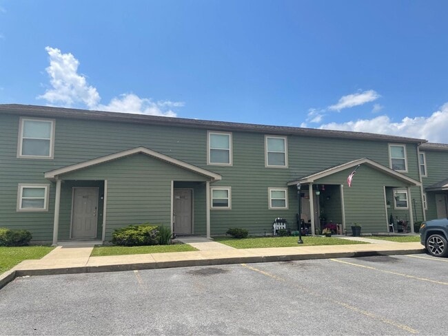 Building Photo - 406 Alexandria Dr