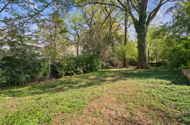 Building Photo - Charming 2-Bed/1 Bath Home Near NC State University