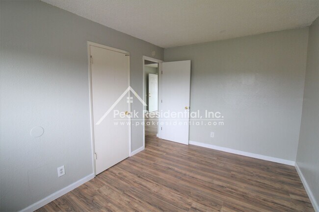 Building Photo - Marysville6042