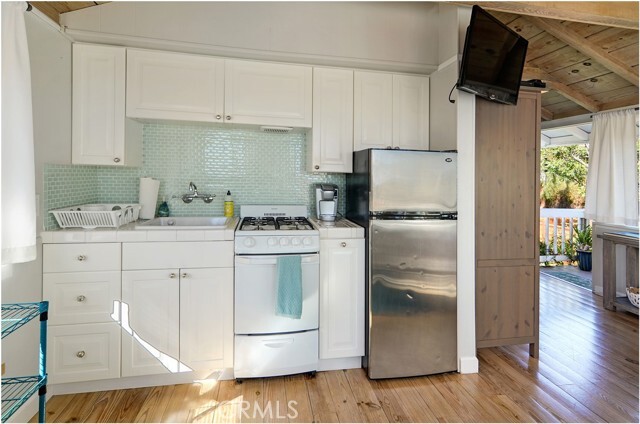 Building Photo - 34556 Calle Naranja