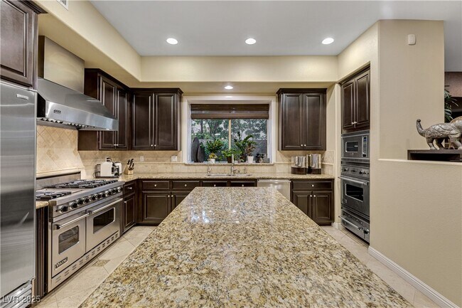 Building Photo - 12056 Royal Dolnoch Ct