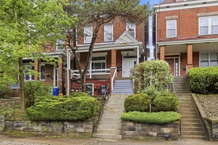 Building Photo - 141 Oneida St