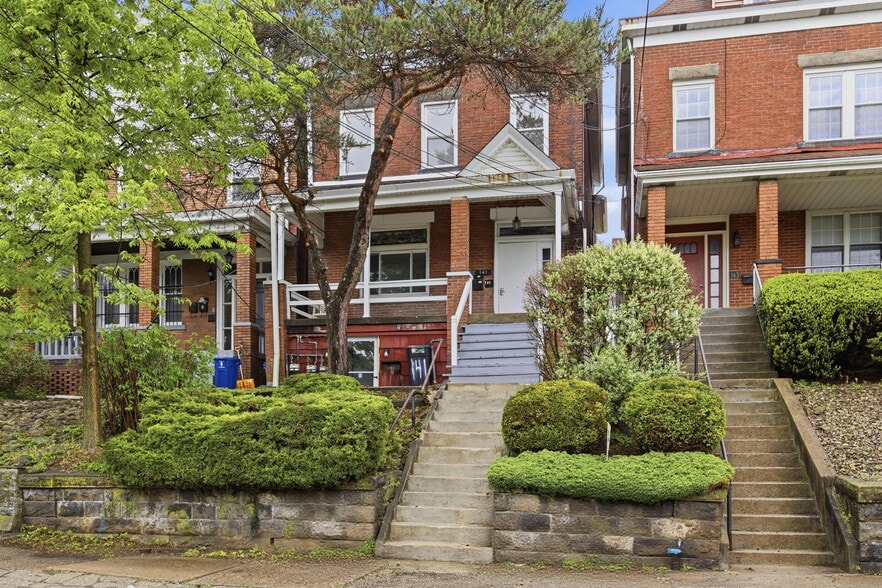 Building Photo - 141 Oneida St