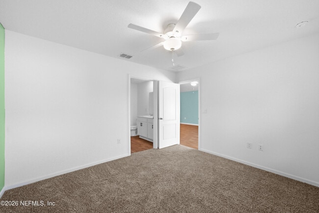 Building Photo - 67 Rose Dr