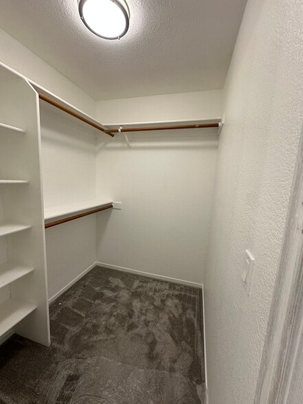 Building Photo - 357 Lighthouse Dr