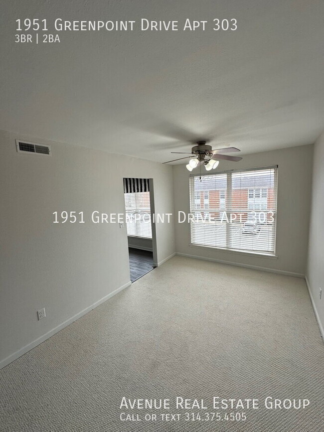 Building Photo - Bright 3-Bed Condo with Modern Updates & P...