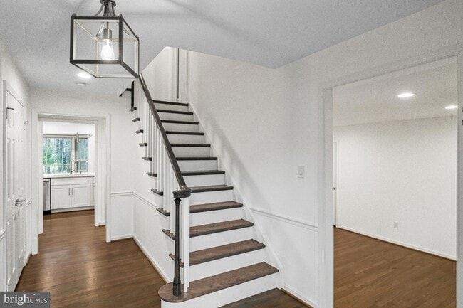 Building Photo - 9312 Sprinklewood Ln