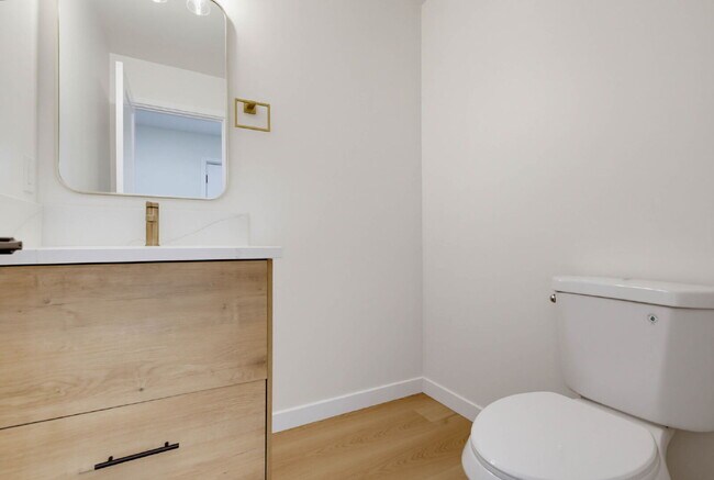 Building Photo - New Construction with Private Patio Walking Distance to Mission Bay