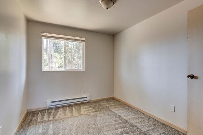 Building Photo - Single Level Pet Friendly Home near Ft. Nu...