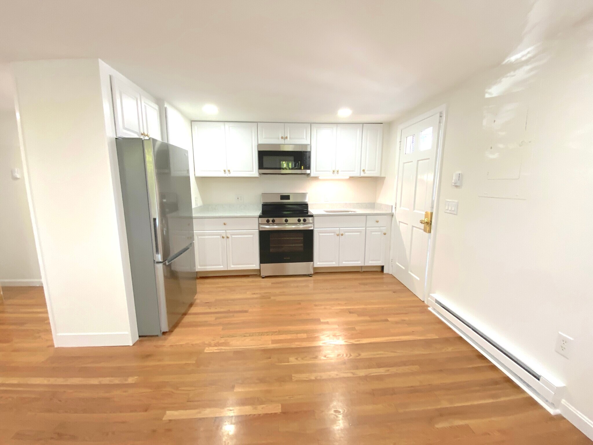 Building Photo - 197 W Wyoming Ave