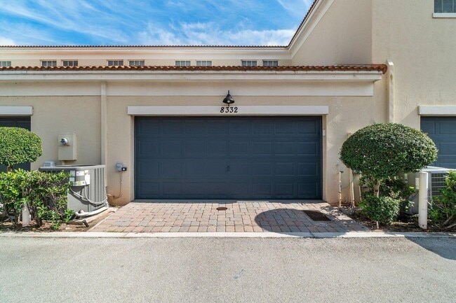 Building Photo - 8332 NW 7th Ct