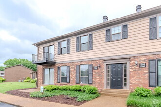 Building Photo - Fantastic Brentwood Location! Community po...