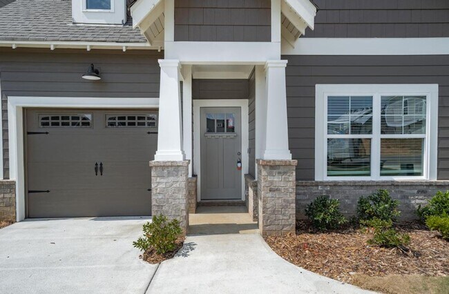 Building Photo - 3760 Patton Crst