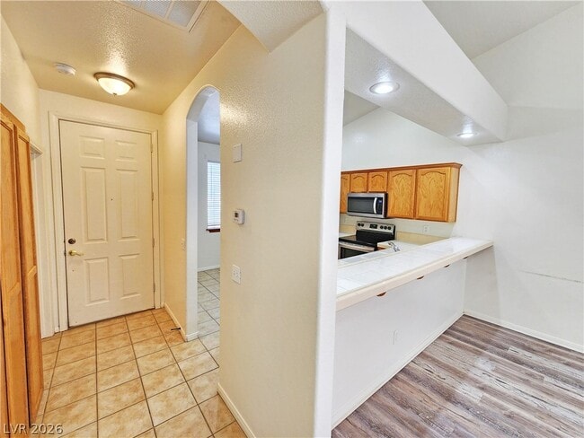 Building Photo - 1041 Marne Ct