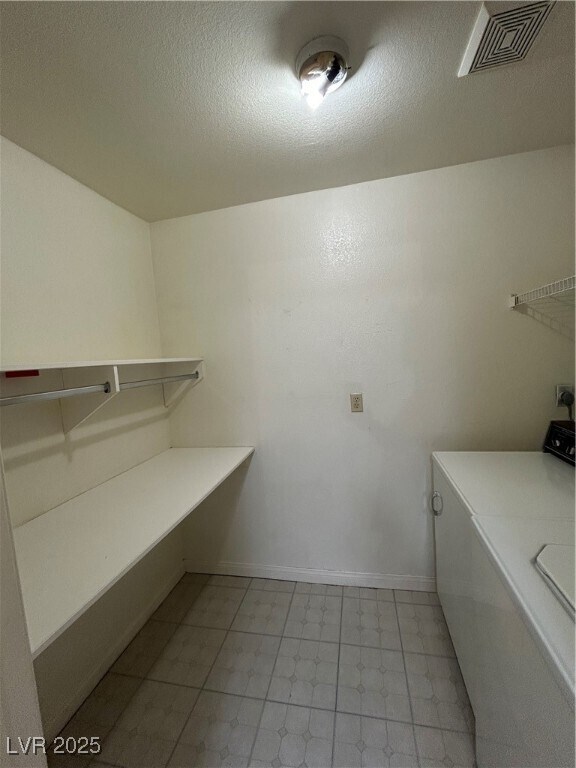 Building Photo - 2200 S Fort Apache Rd