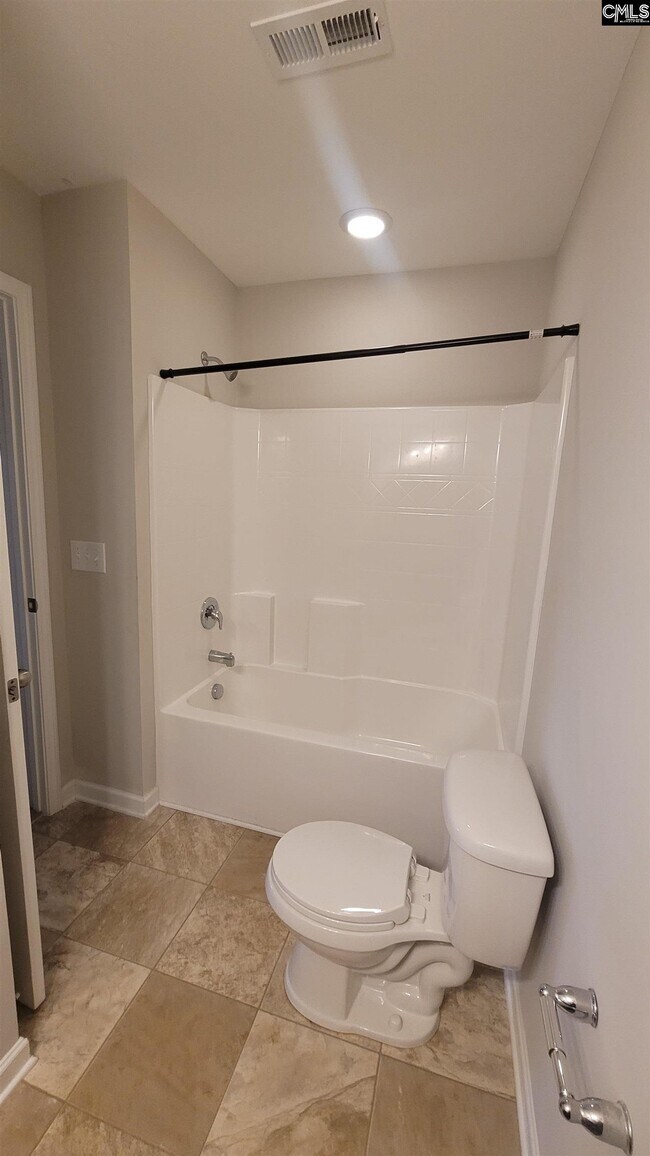Building Photo - 601 Teaberry Dr