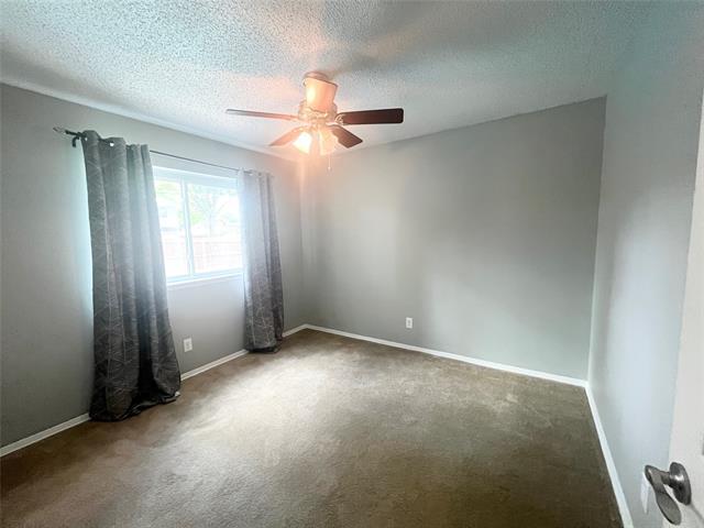 Building Photo - 431 Malden Dr