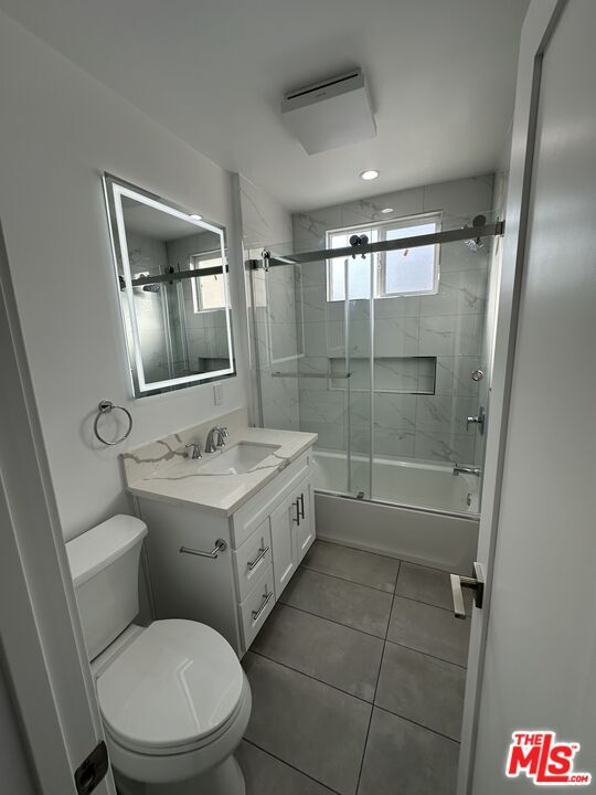 Building Photo - 8360 Blackburn Ave