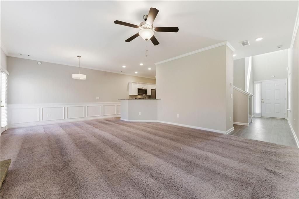 Building Photo - 231 Eva Wy