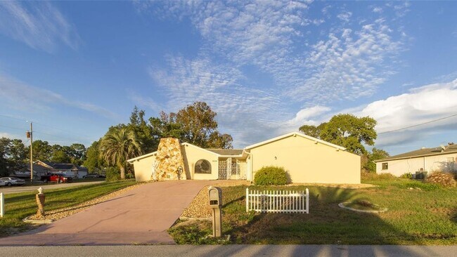Building Photo - 4430 Odin St