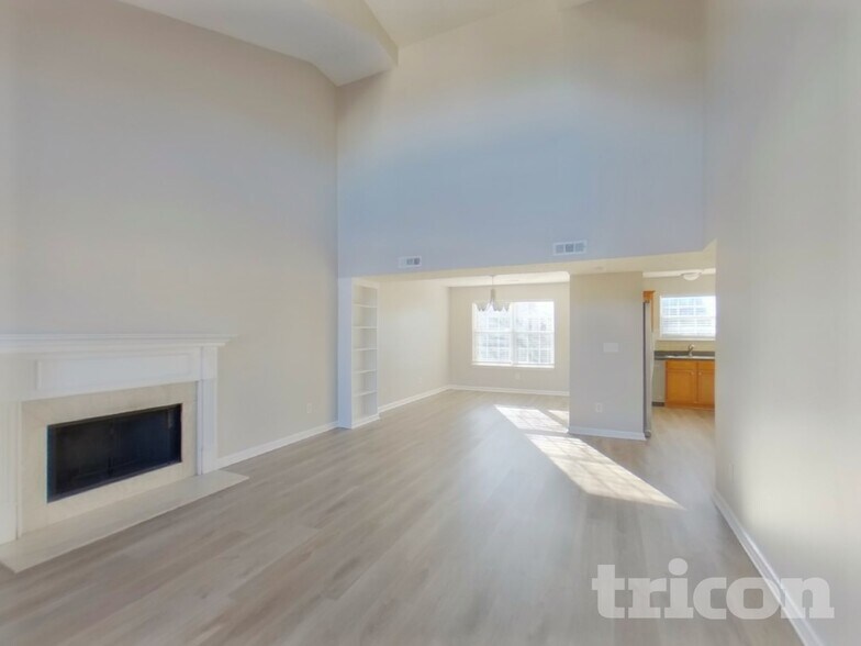 Building Photo - 3011 Deer Trail Dr