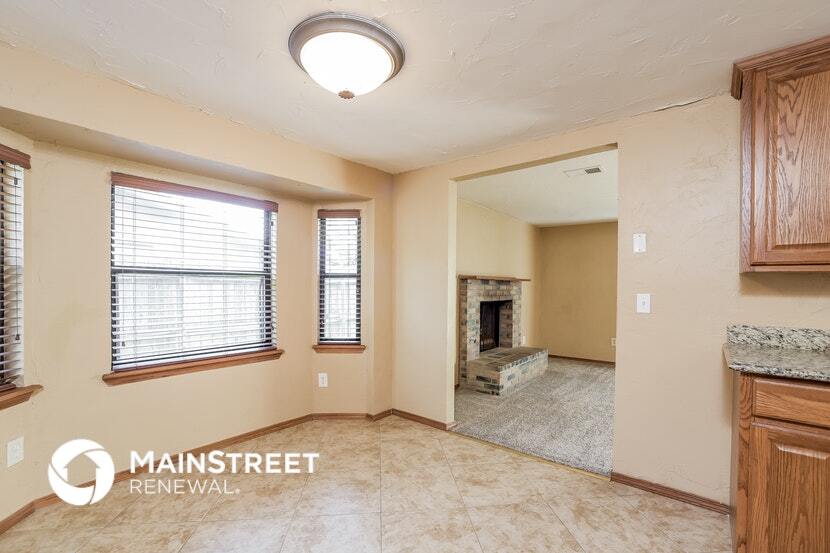 Building Photo - 8328 Bigwood Dr