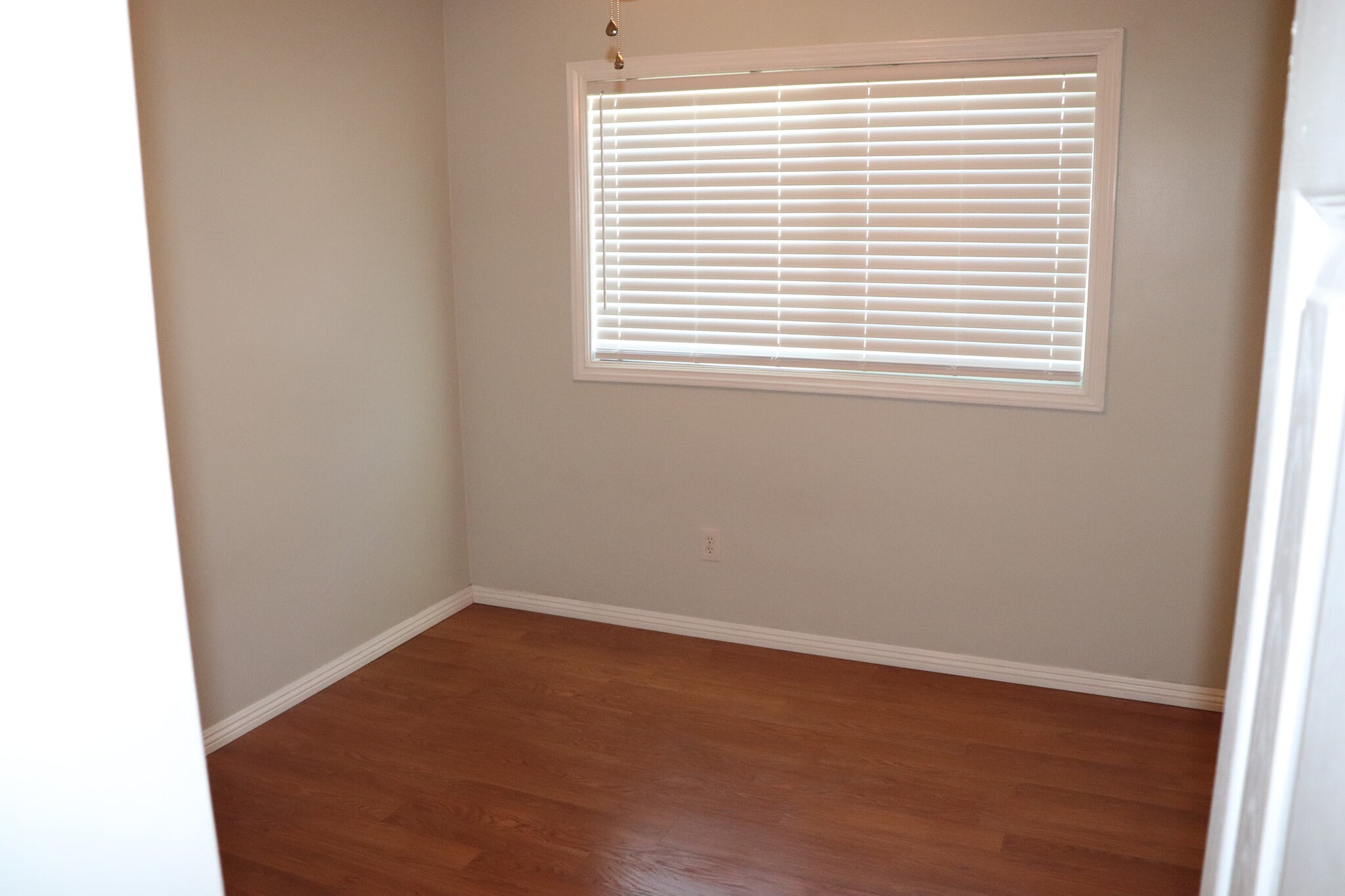 Building Photo - 4048 Baywood St
