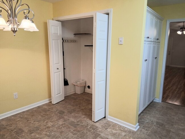 Building Photo - 1731 Elizabeth St