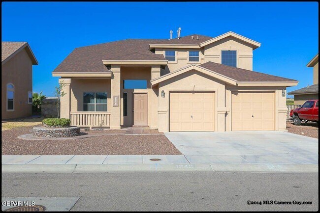 Building Photo - 1345 Fito Hernandez St