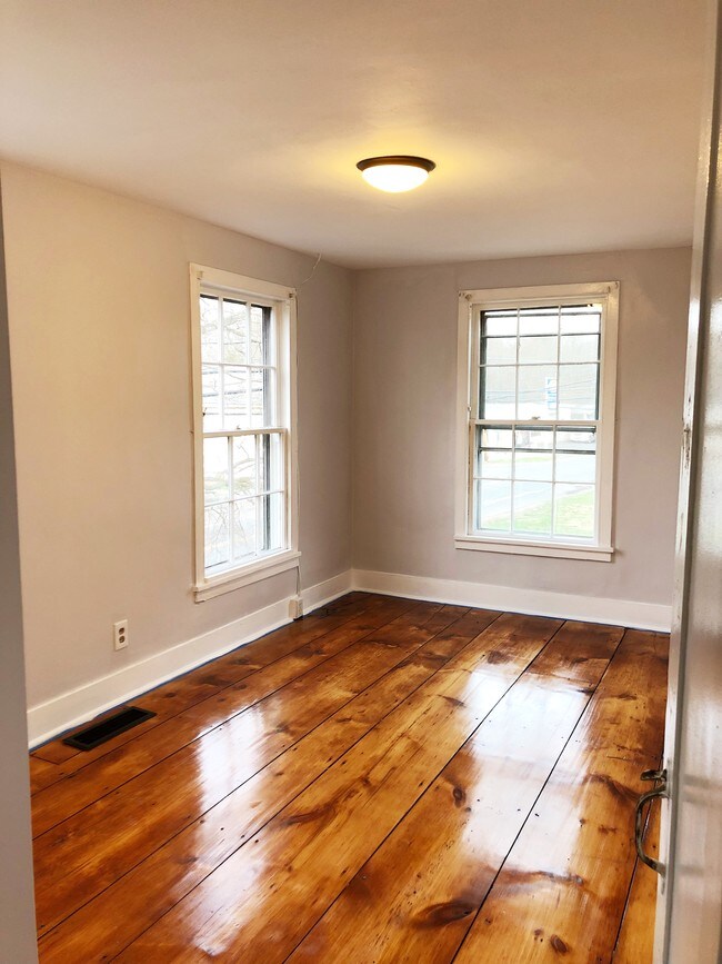 Second Bedroom 1 - 1104 NJ-28