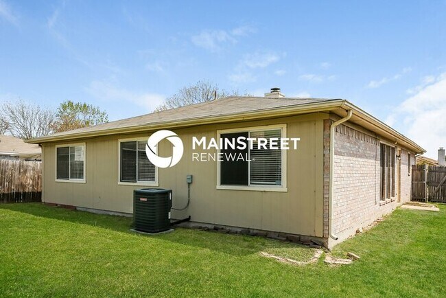 Building Photo - 3 Bedroom Pet-Friendly Home in Fort Worth,...