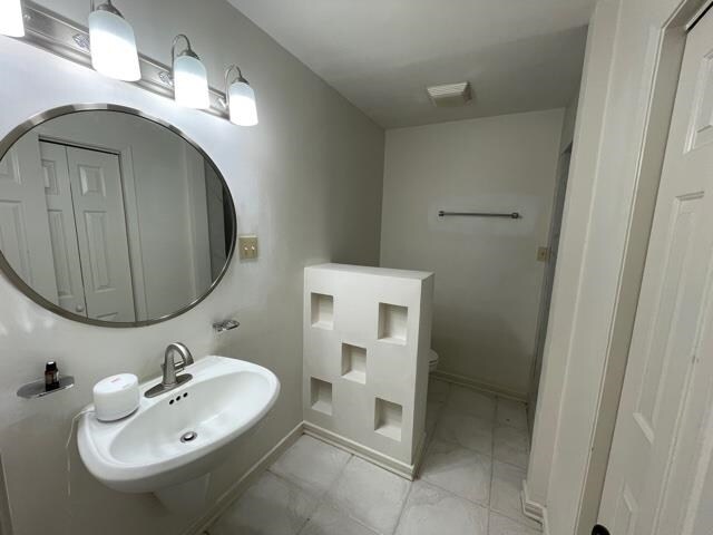 Building Photo - 316 Oklahoma St