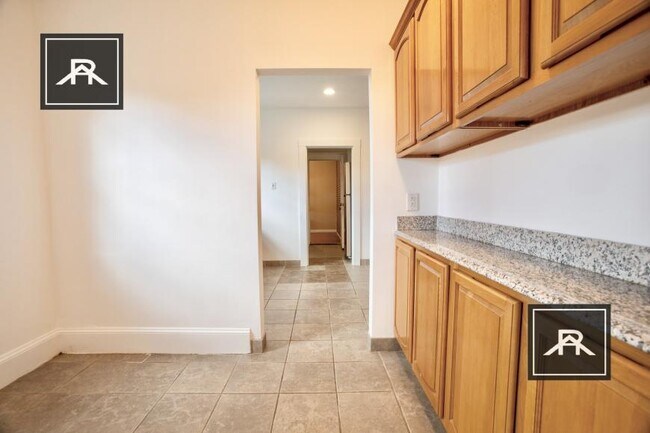 Building Photo - 4 bedroom in Brighton MA 02135