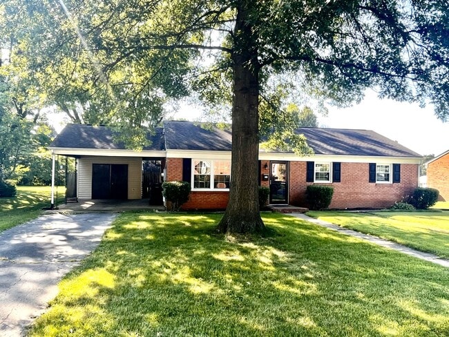 Primary Photo - Single Level Home in Bridgewater