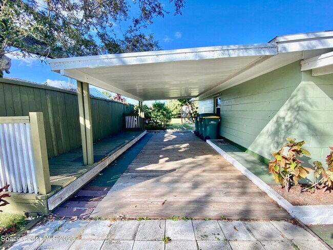 Building Photo - 480 Alice Dr