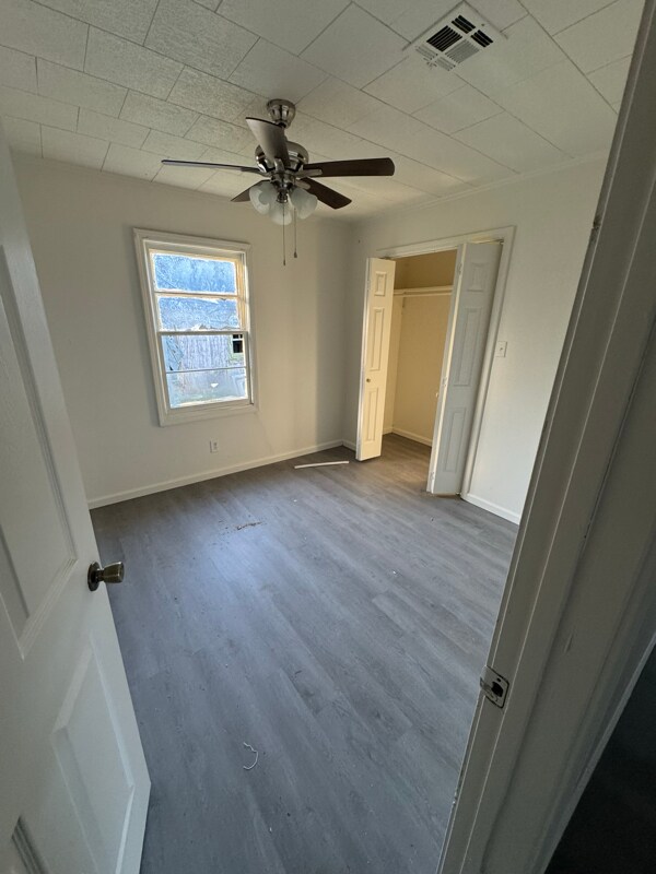 Building Photo - 712 Spann Ave