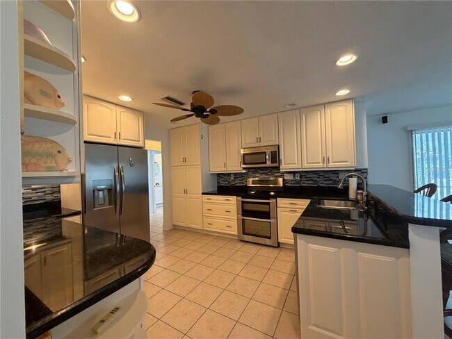 Building Photo - 732 Santa Margerita Ln