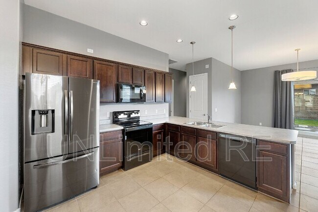 Building Photo - 6041 Livingston Loop