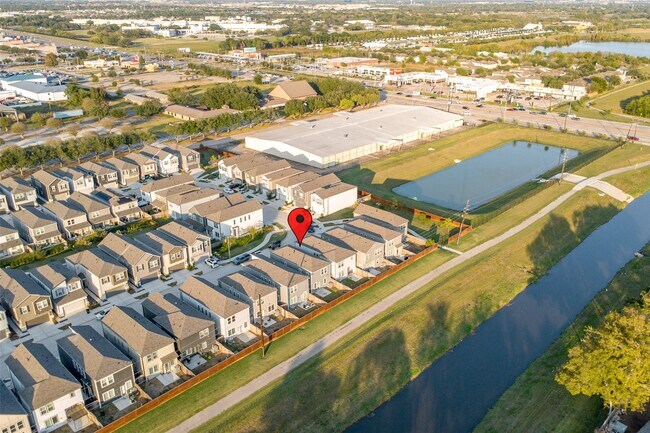 Building Photo - 14719 Silent Gulf Ave