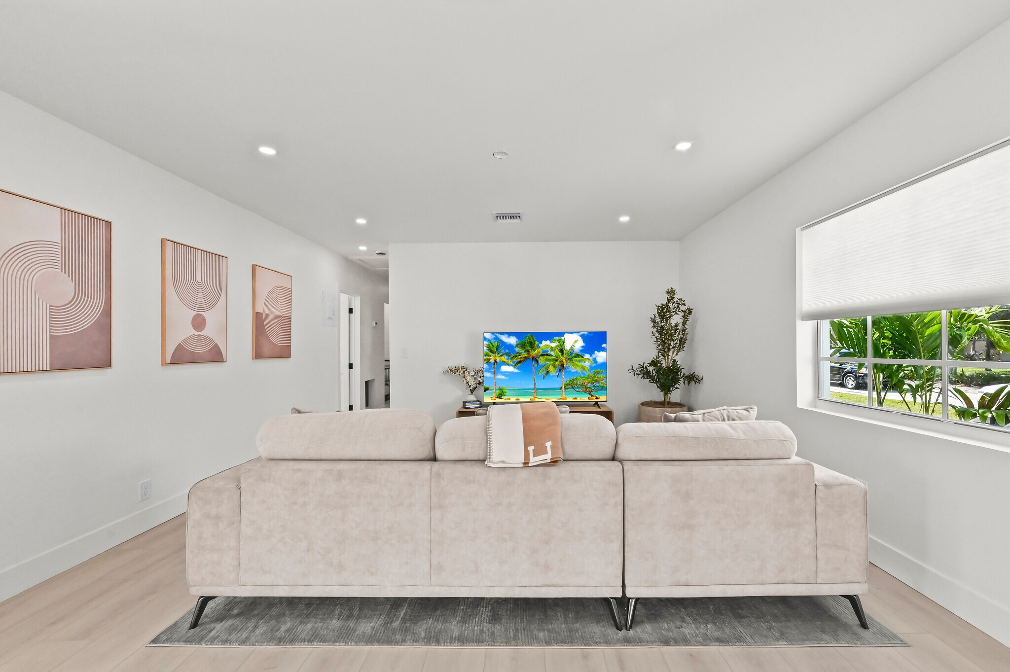 living room - 3400 Parker Ave