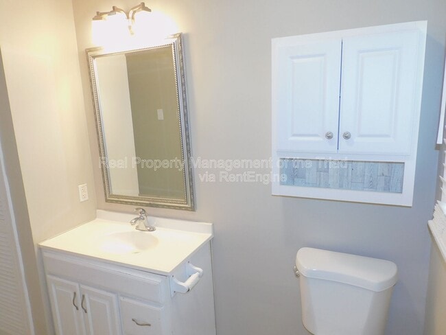 Building Photo - 3445 Huffine Mill Rd