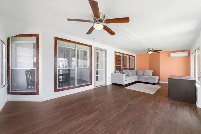 Building Photo - 7919 Quail Meadow Dr