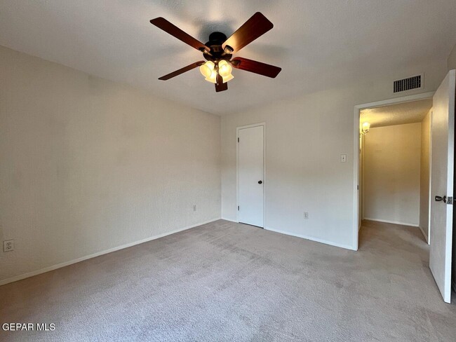 Building Photo - 4800 N Stanton St