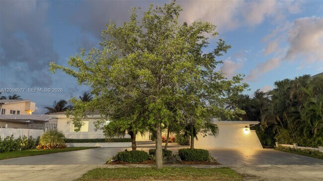 Building Photo - 1690 Daytonia Rd