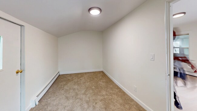 Building Photo - 71 Water St